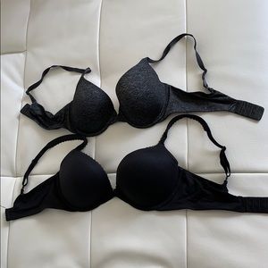 Victoria’s Secret 2 bras for $20